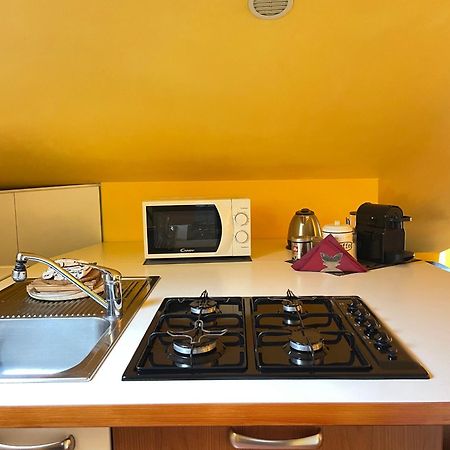 Top-Floor Malpensa Gallarate Mxp-Airport Apartment Bagian luar foto