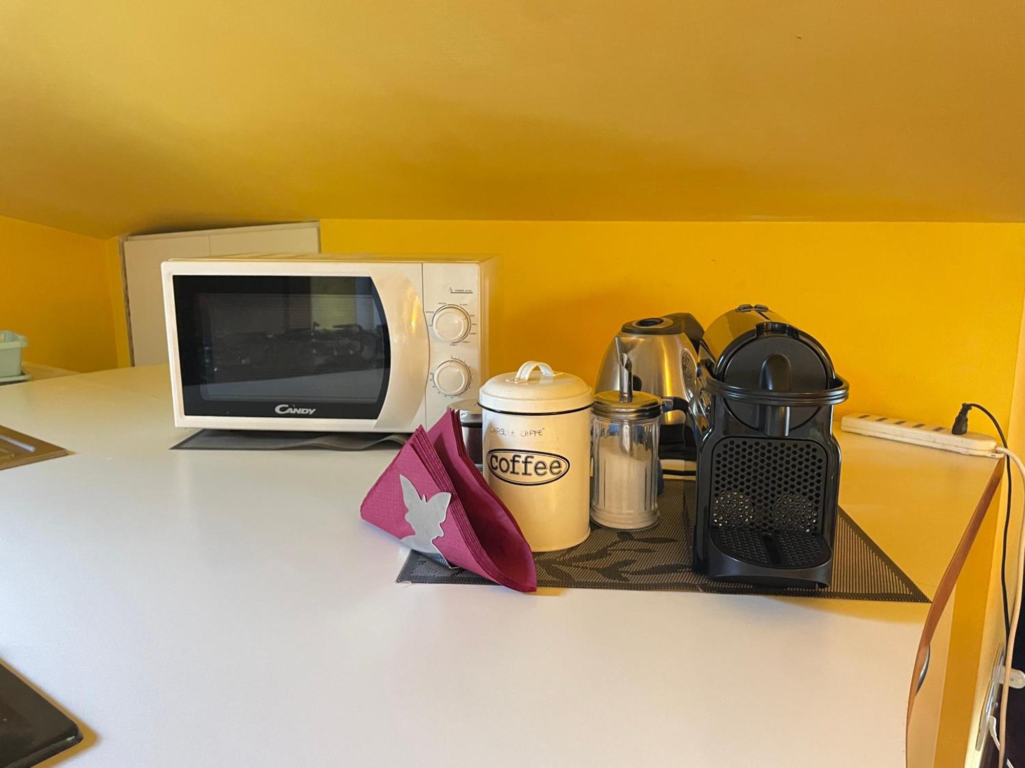 Top-Floor Malpensa Gallarate Mxp-Airport Apartment Bagian luar foto